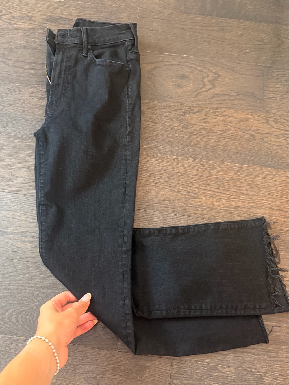 MOTHER- the insider crop step fray jeans